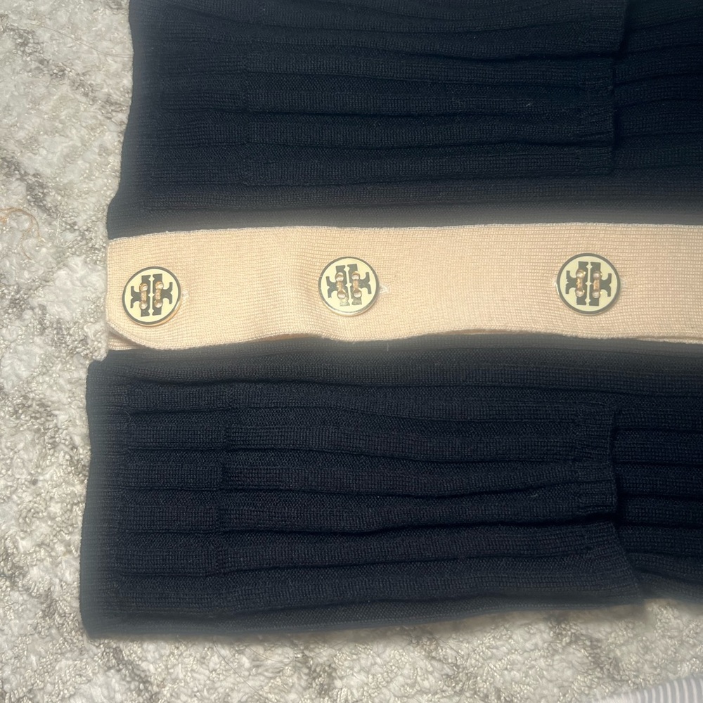 Tory Burch Wool Cardigan Sweater – Size Small – Black & Cream – Logo Buttons - Picture 5 of 12